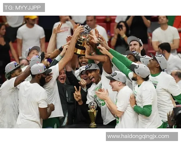 篮网队客场胜凯尔特人队,实现东部第三 篮网队客场胜凯尔特人队,实现东部第三