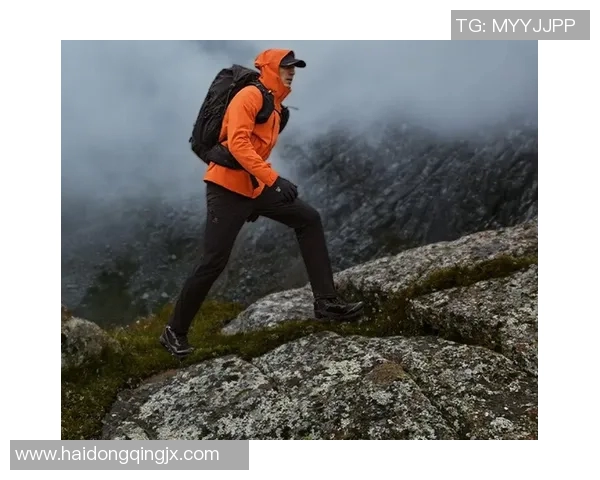 探索狼爪冲锋衣官网发现户外装备的全新选择与精彩体验